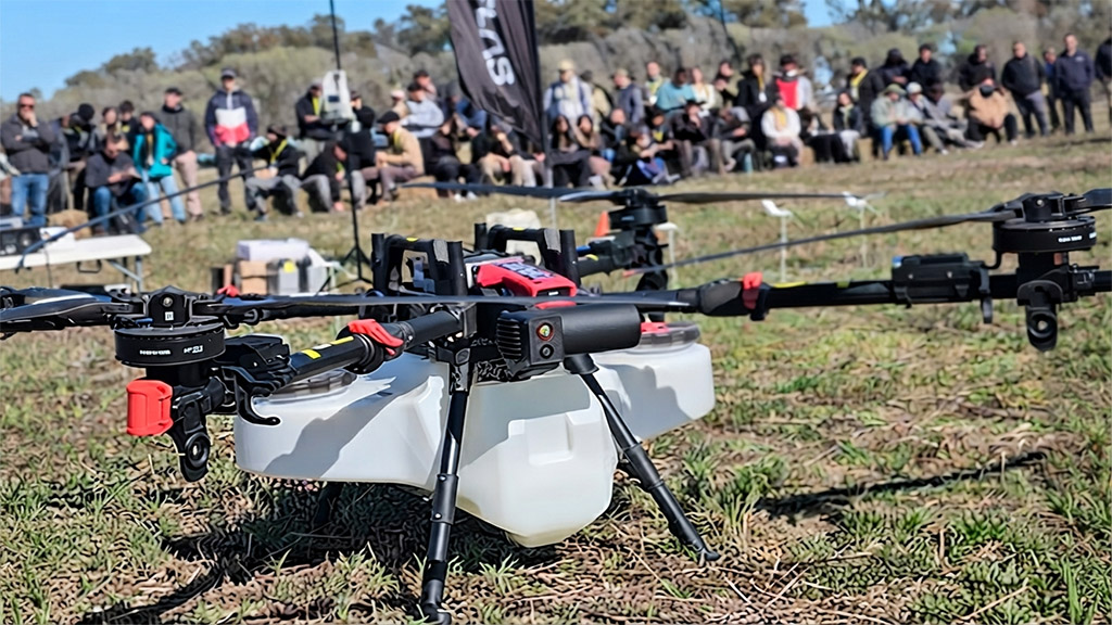Mucho más que pulverizar: los drones se convierten en los nuevos «ojos inteligentes» del campo